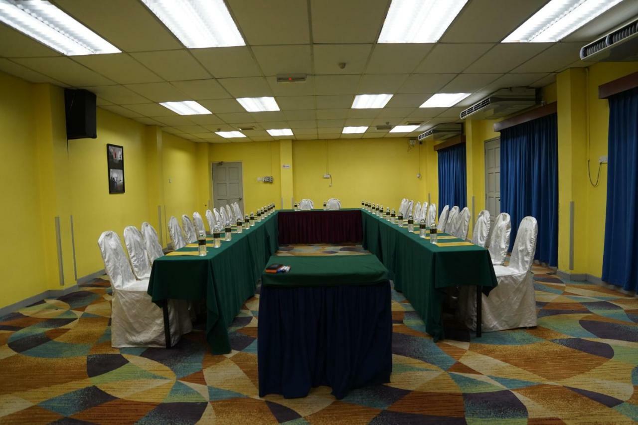Hotel Seri Malaysia Johor Bahru Exterior photo